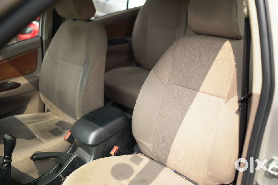 Toyota Innova 2.5 V 7 Str, 2015, Diesel