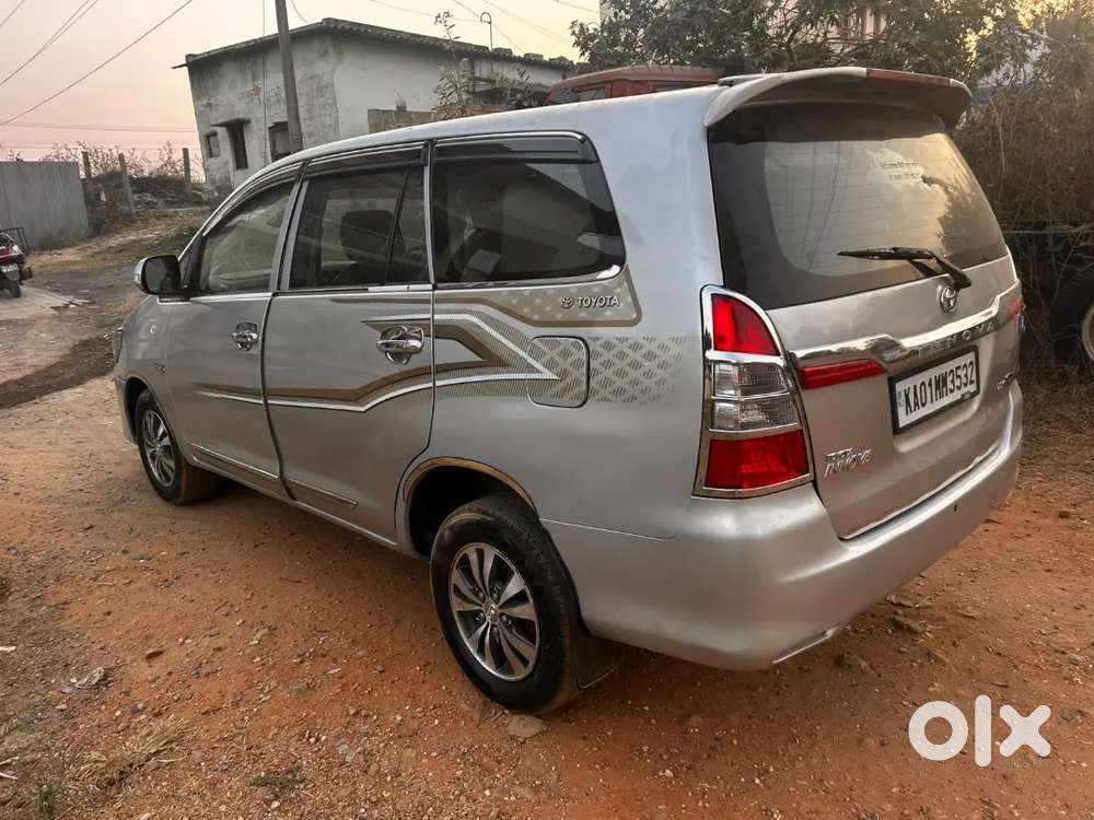 Toyota Innova Diesel 2.5 Manual 2015