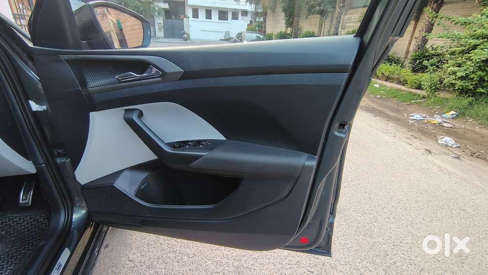 Skoda Kushaq 1.0 Tsi Ambition, 2021, Petrol