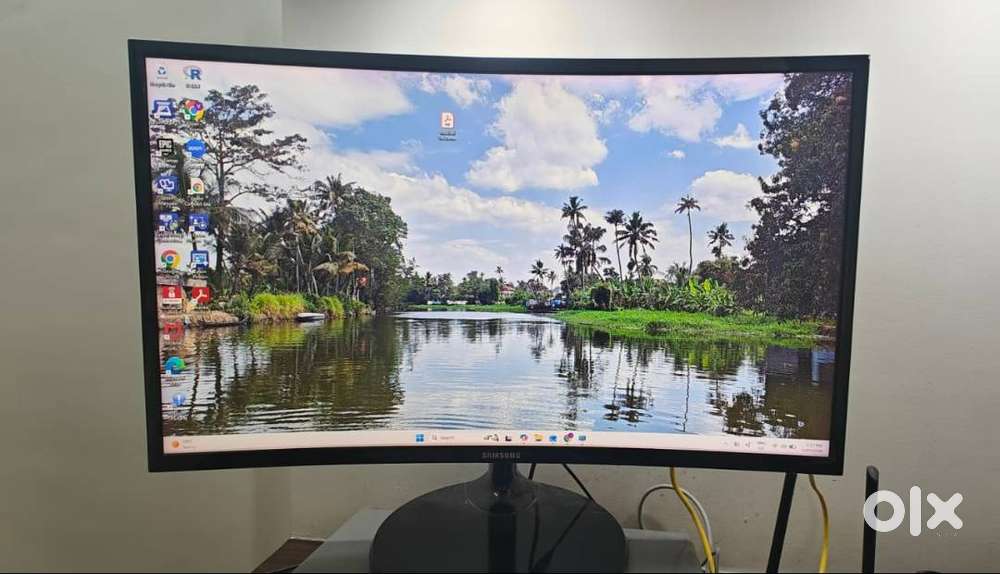Samsung 27-inch(68.5cm) FHD, 1800R Curved Monitor - Hard Disks ...