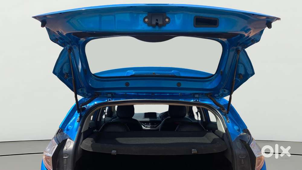 Tata Nexon 1.2 Revotron Xz, 2018, Petrol