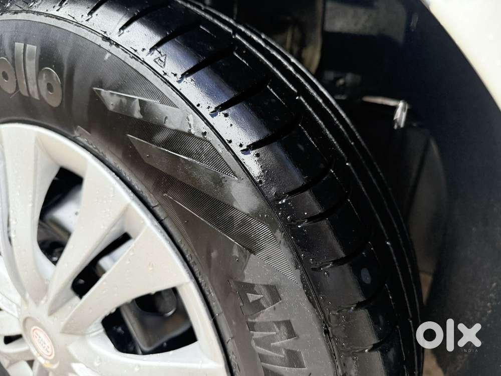 Tata Tiago, 2017, Petrol