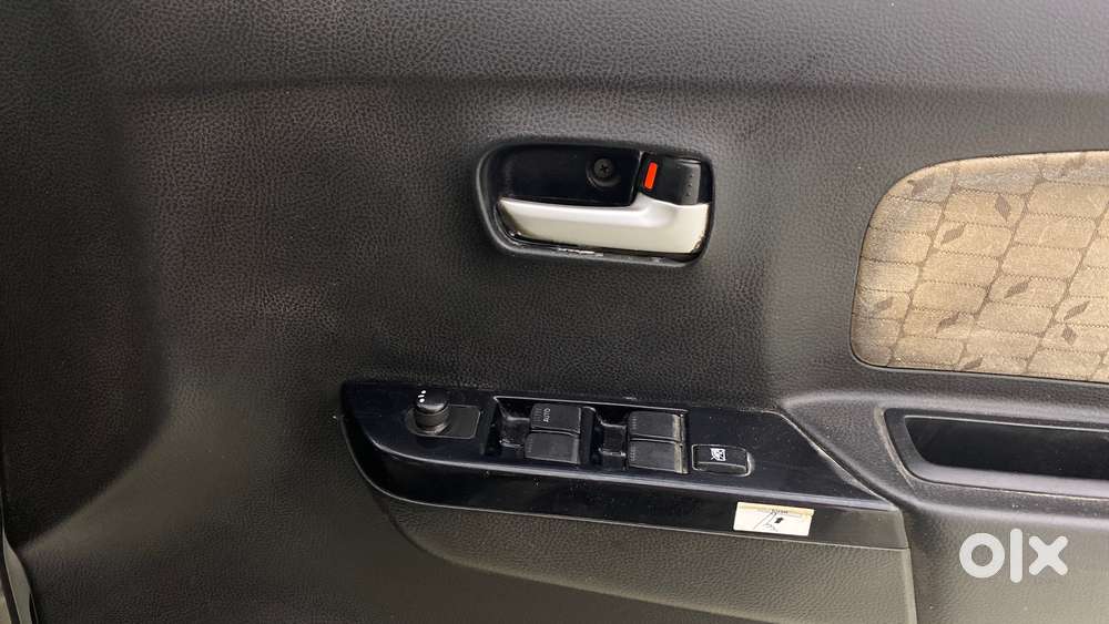 Maruti Suzuki Wagon R Vxi Amt, 2017, Petrol