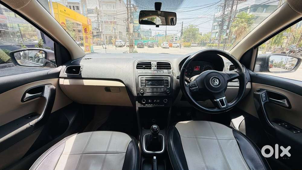 Volkswagen Polo Petrol Highline 1.2l, 2014, Petrol