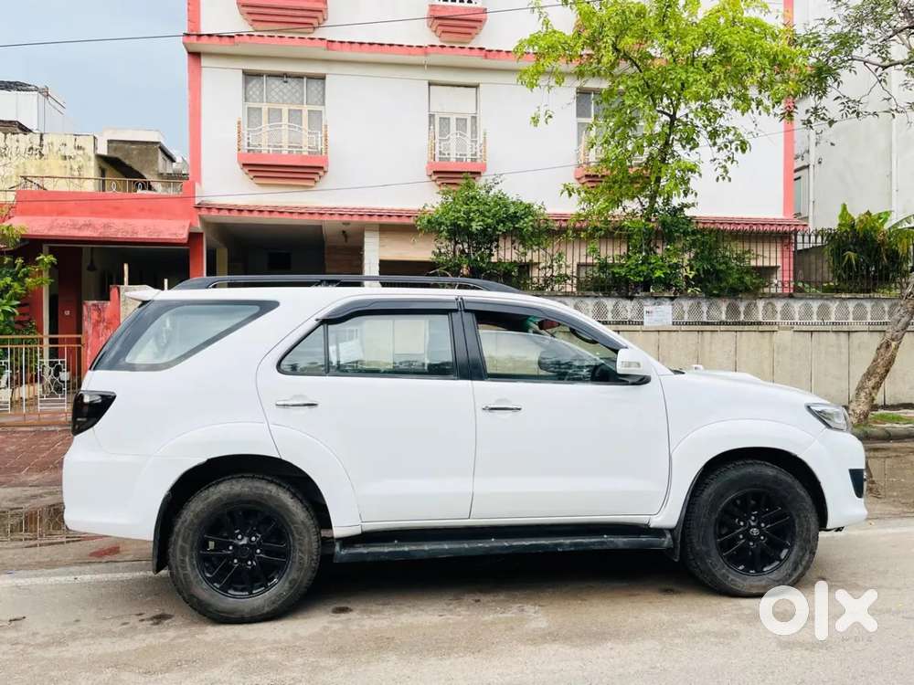 Toyota Fortuner 3.0 4x4 Manual, 2012, Diesel