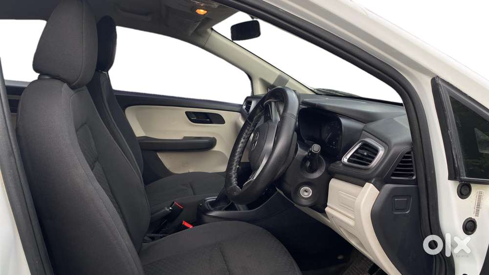 Tata Altroz 1.2 Xm Plus, 2021, Petrol
