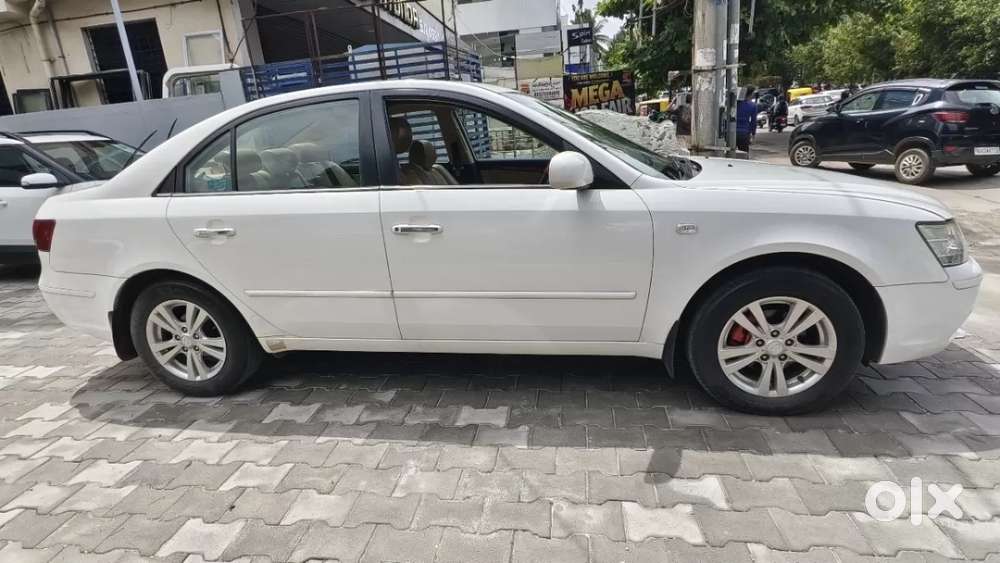 Hyundai Sonata Transform, 2011, Petrol