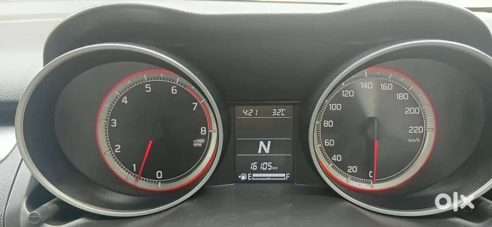 Maruti Suzuki Swift Amt Zxi, 2022, Petrol