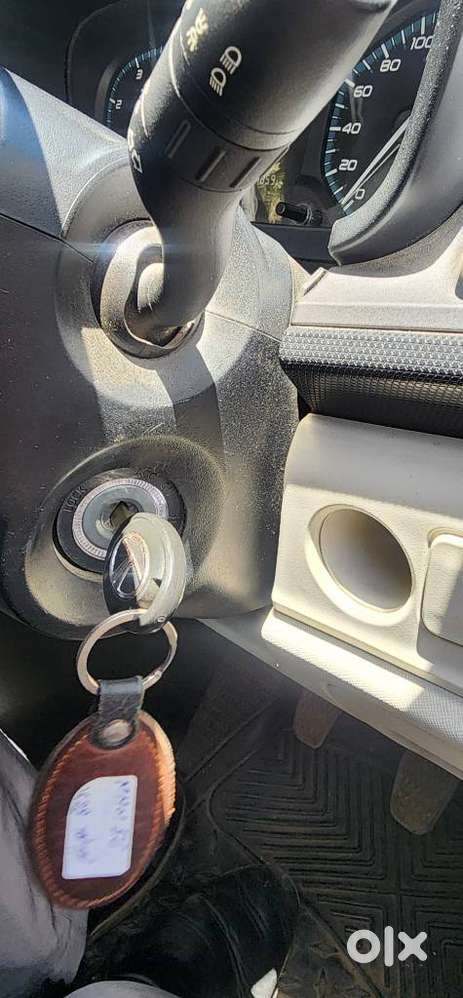 Tata Altroz 1.2 Xe, 2023, Petrol