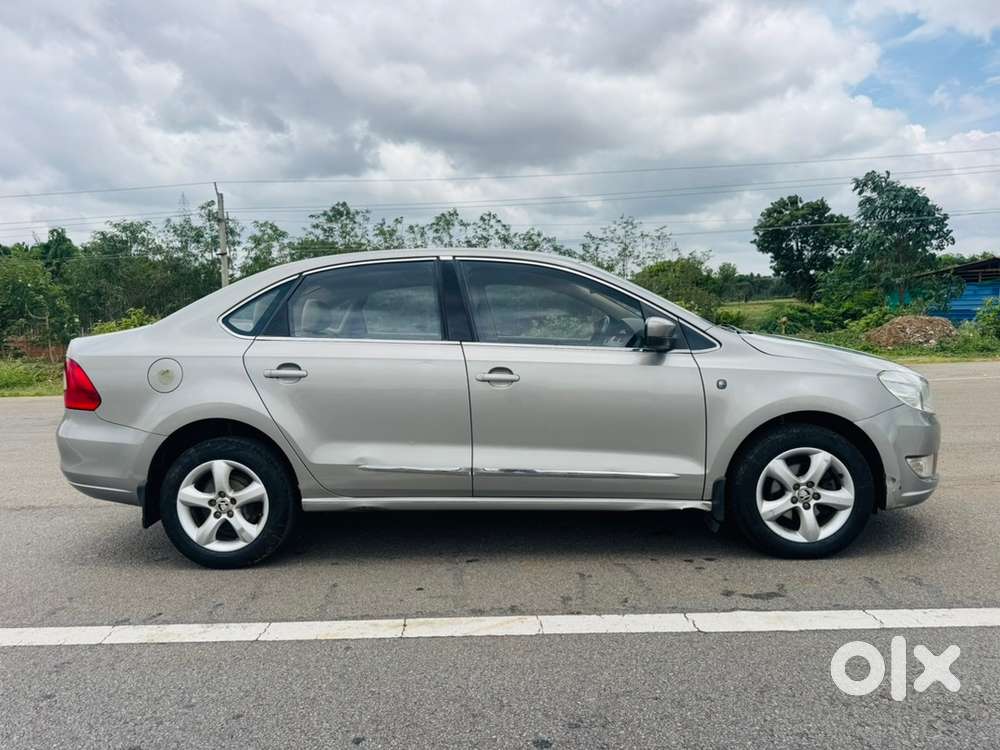 Skoda Rapid 1.6 Elegance Manual 2014