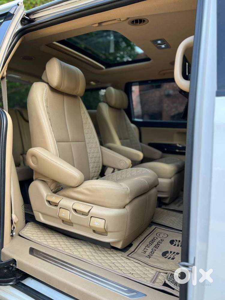 Kia Carnival Limousine Plus 7 Str, 2023, Diesel