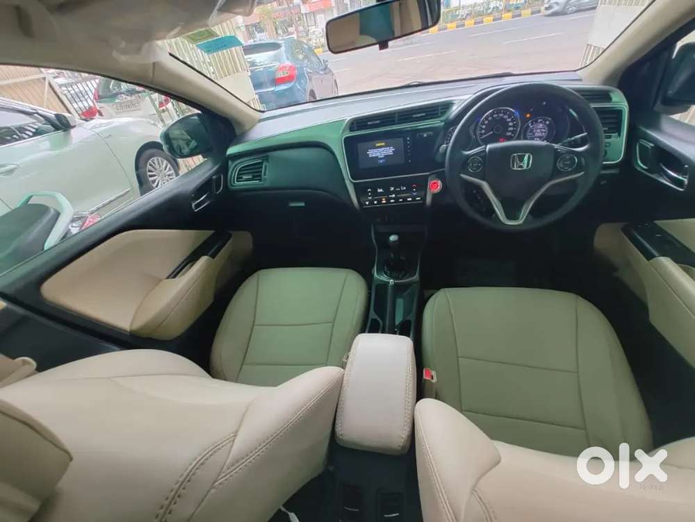 Honda City V Petrol 2022