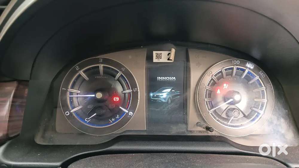 Toyota Innova Crysta 2022 Diesel 88565 Km Driven