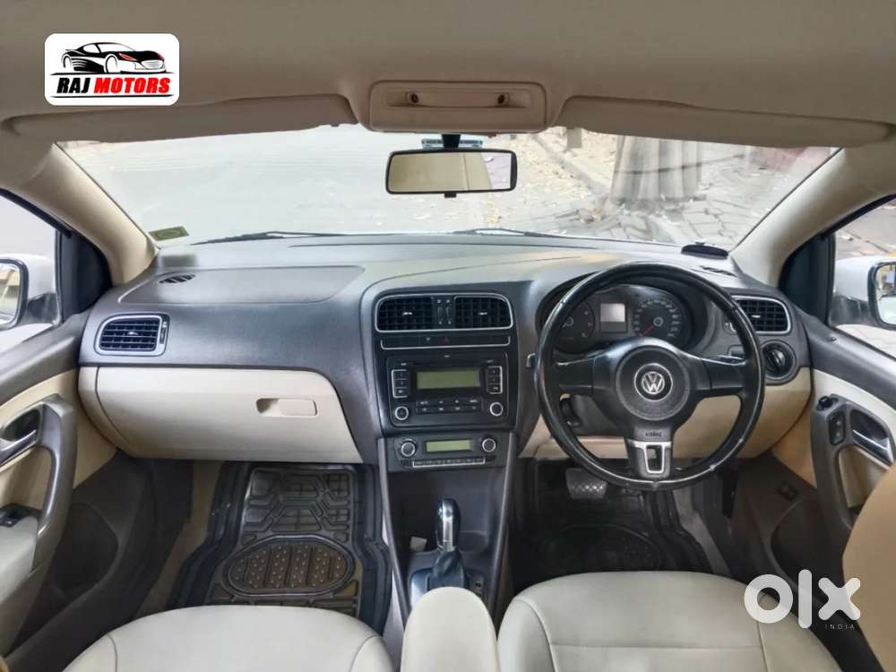Volkswagen Vento Petrol Highline At, 2011, Petrol