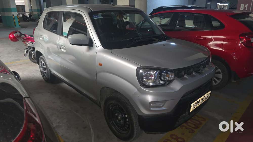 Maruti Suzuki S-presso Vxi Plus At, 2022, Petrol