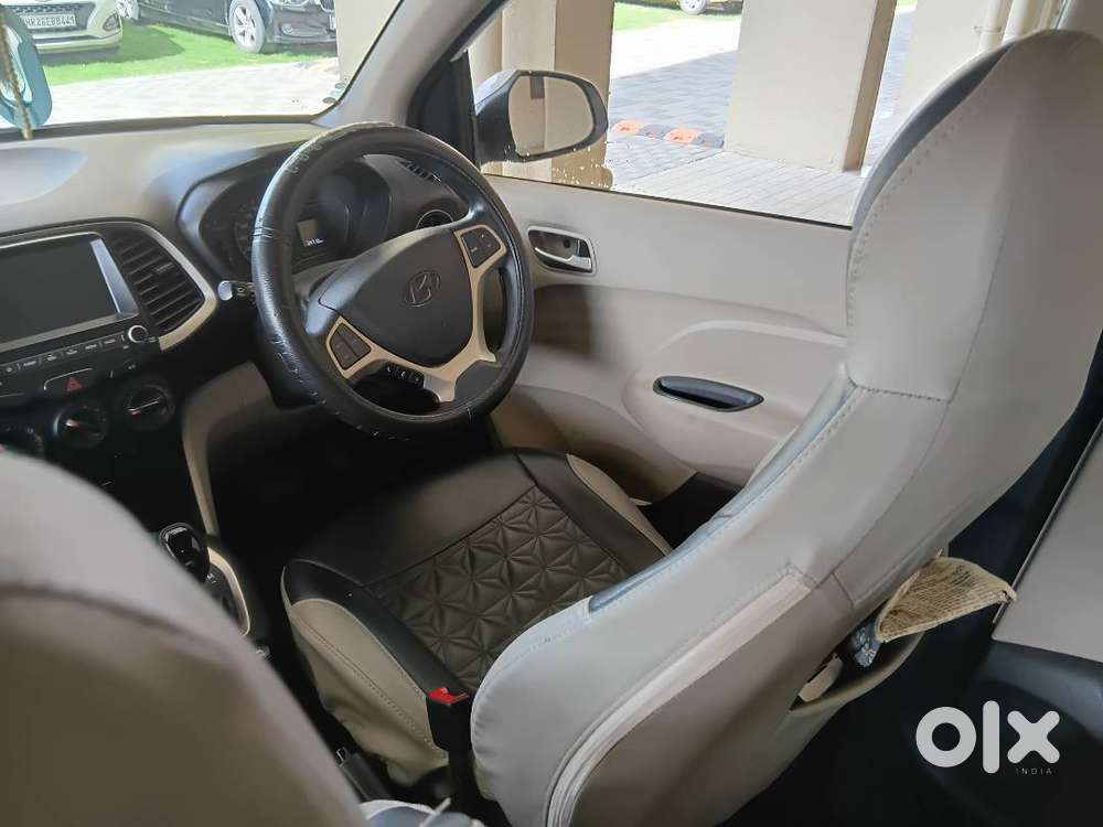 First-owner Hyundai Santro Sportz *(automatic)