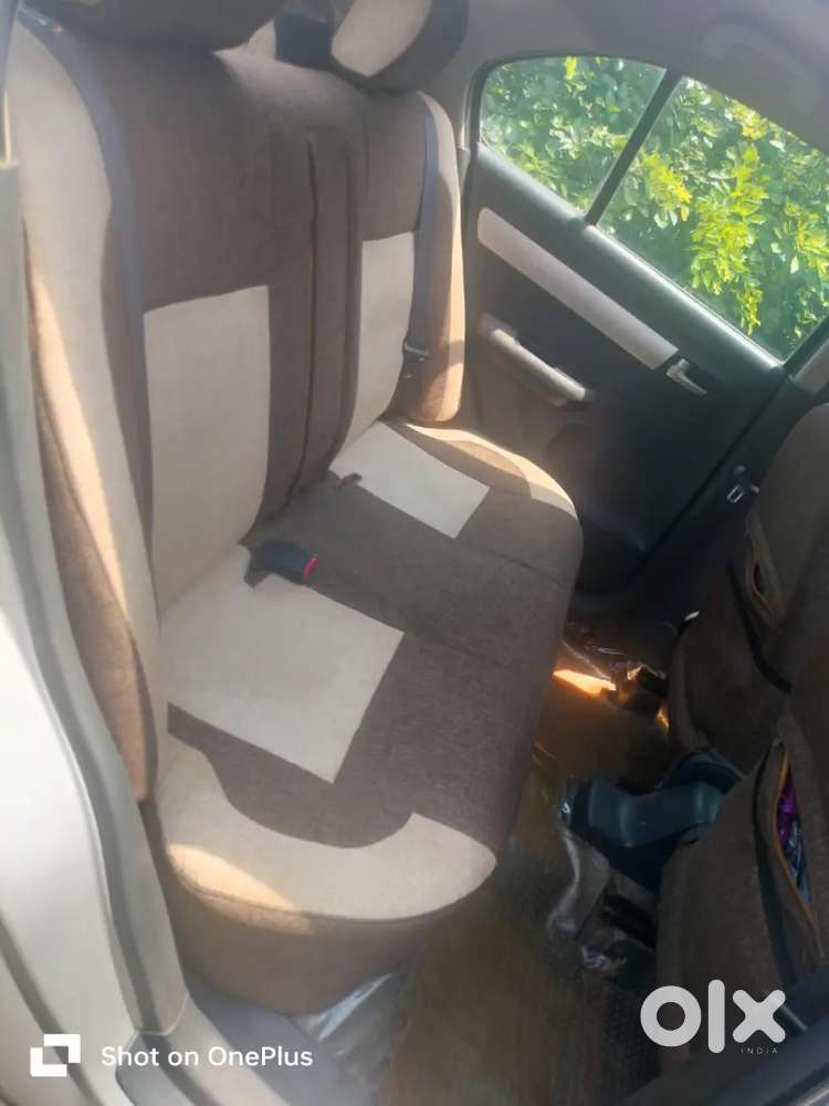 Maruti Suzuki Dzire 2010 Petrol