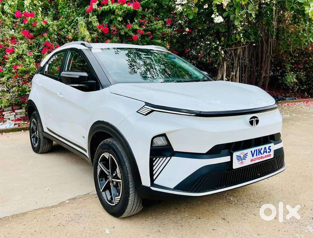 Tata Nexon Ev Fearless Lr, 2025, Electric