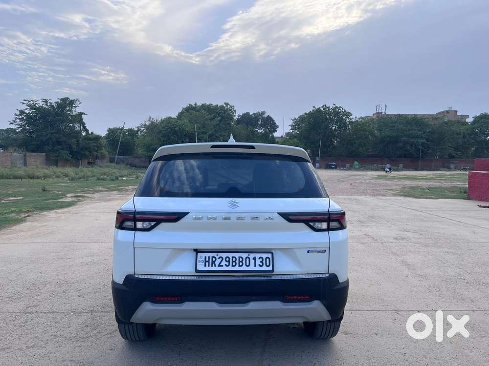 Maruti Suzuki Vitara Brezza 1.5 Vxi At, 2023, Petrol