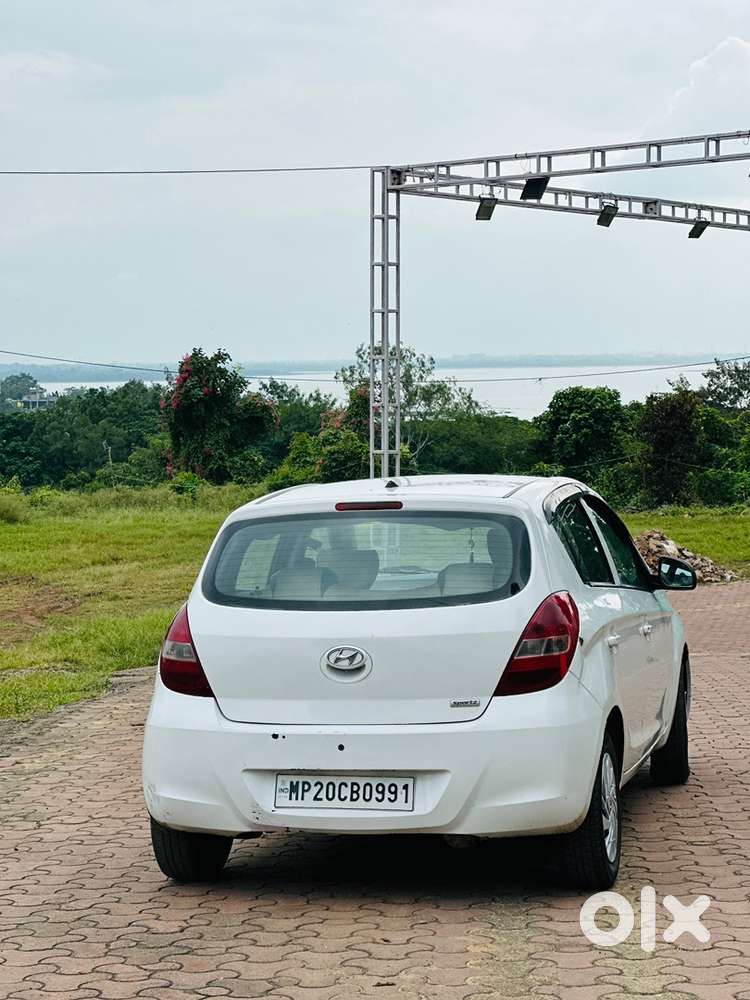 Hyundai I20 Petrol Manual 2010