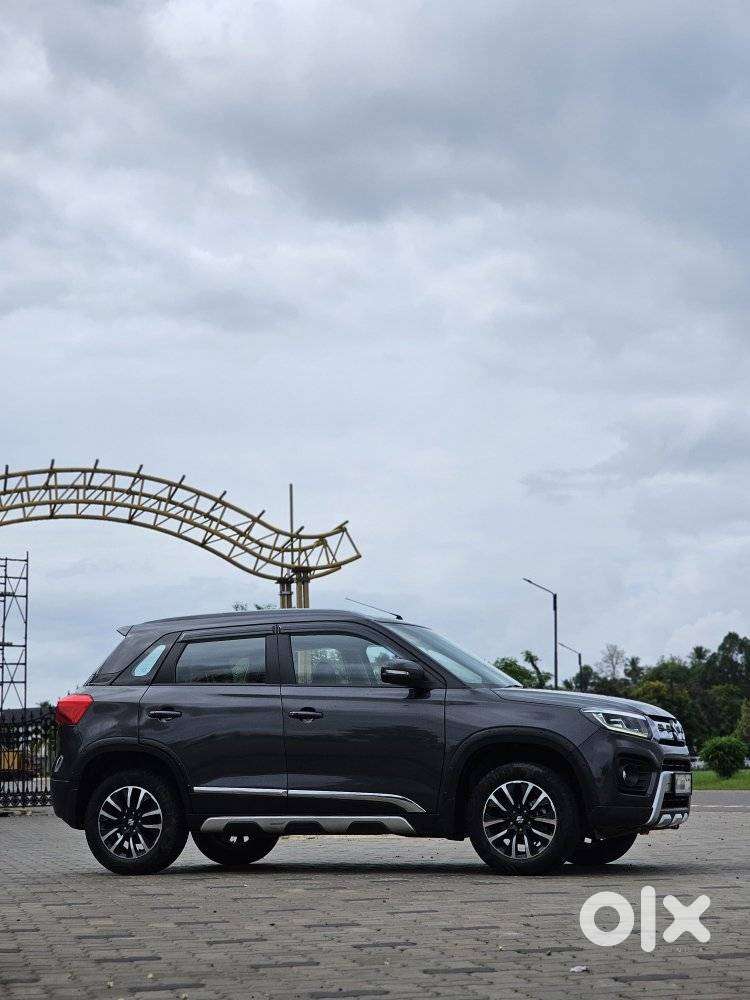 Maruti Suzuki Brezza 1.5 Zxi At Smart Hybrid, 2021, Petrol