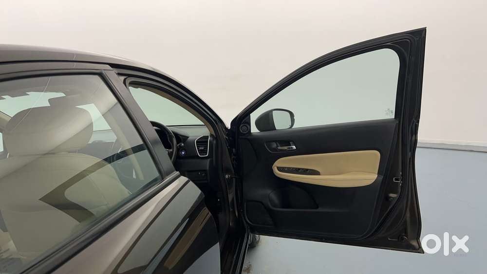 Honda City 1.5 Zx I-vtec Mt, 2023, Petrol