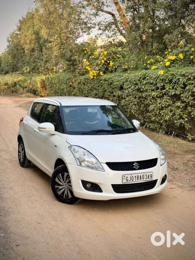 Maruti Suzuki Swift 1.2 Vxi (o), 2013, Petrol