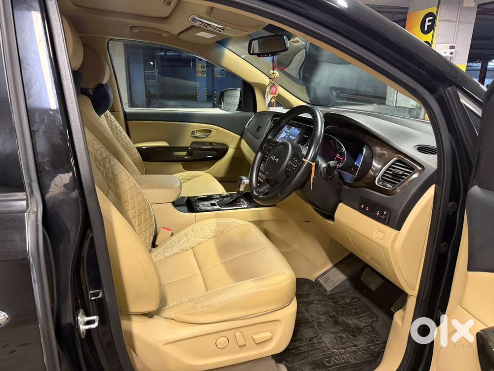 Kia Carnival Limousine Plus 7 Str, 2023, Petrol