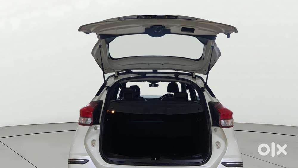 Nissan Kicks Xv Premium Option D Dual Tone, 2019, Diesel