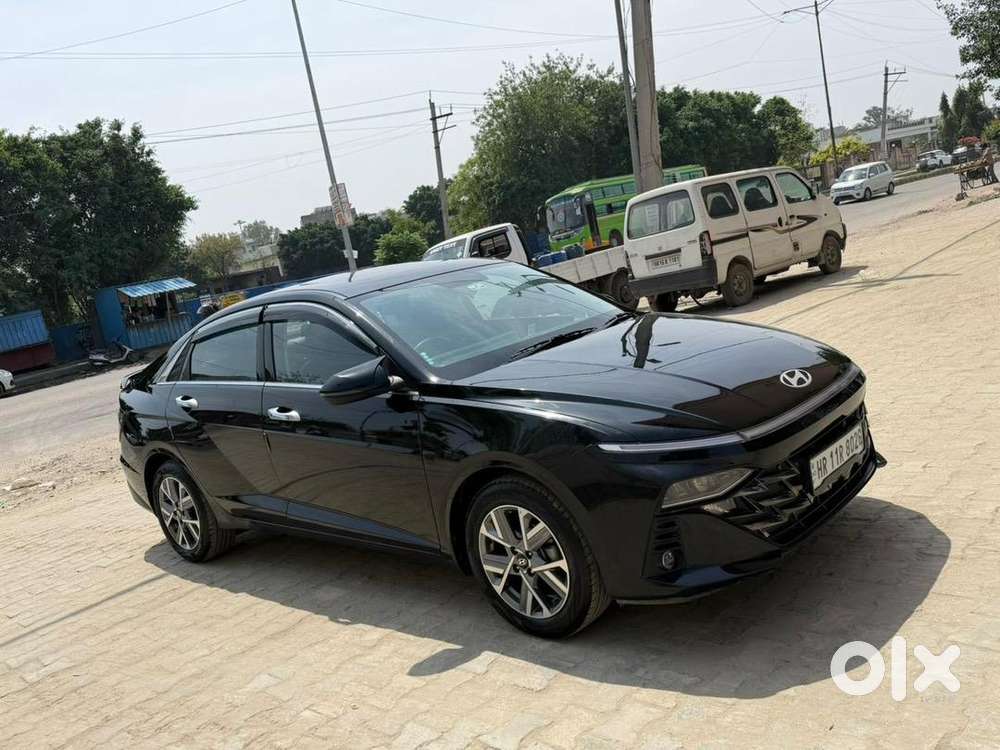Hyundai Verna 2025 Petrol Well Maintained