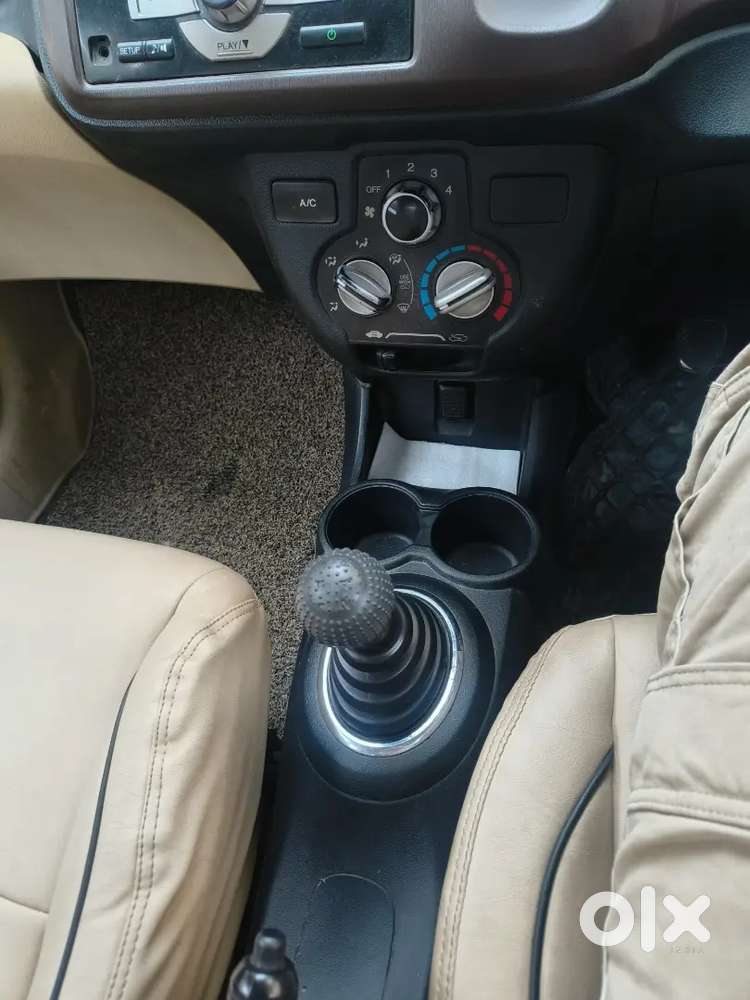 Honda Amaze December 2013 Diesel  Jk Number  Life Till December 2028