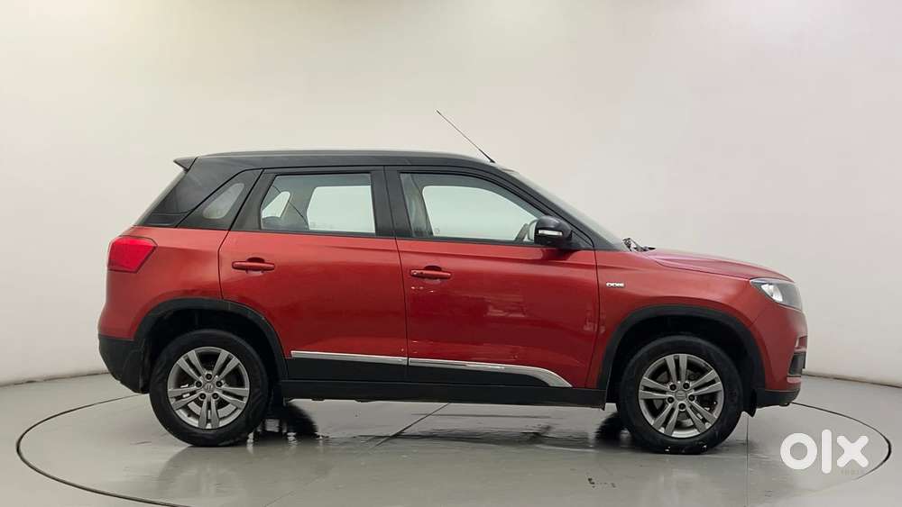 Maruti Suzuki Vitara Brezza Zdi+ Dual Tone Mt, 2016, Diesel