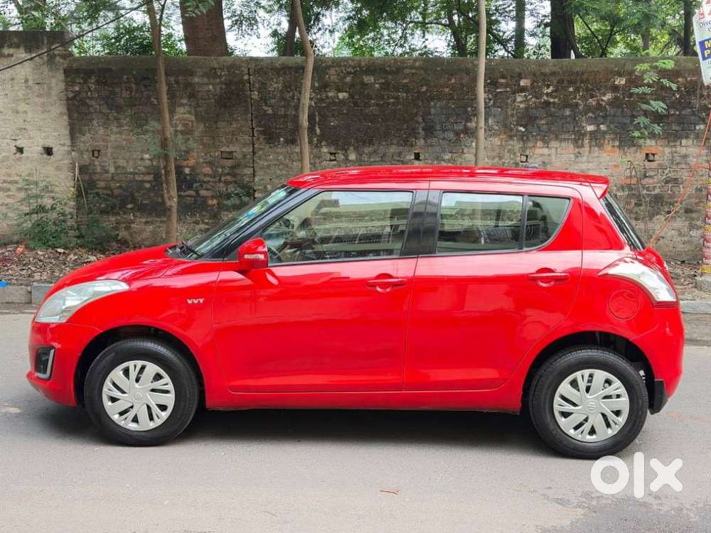 Maruti Suzuki Swift Vxi 1.2 Abs Bs-iv, 2017