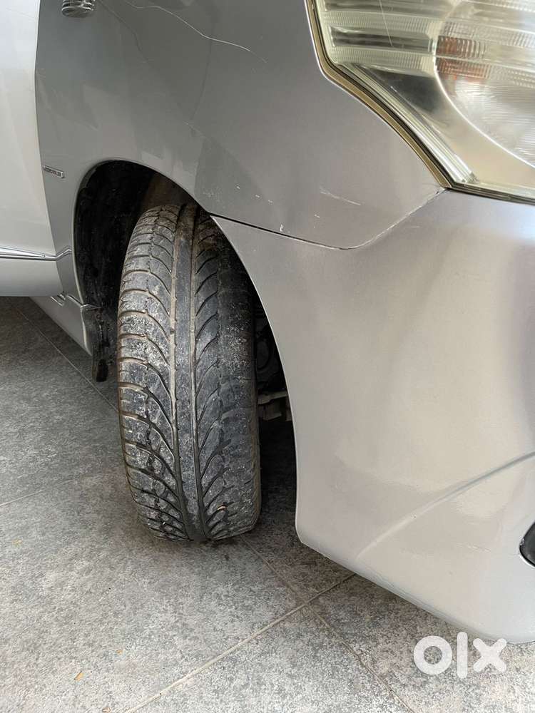 Toyota Innova 2015 Diesel Excellent Condition 2,20,000 Kms Driven