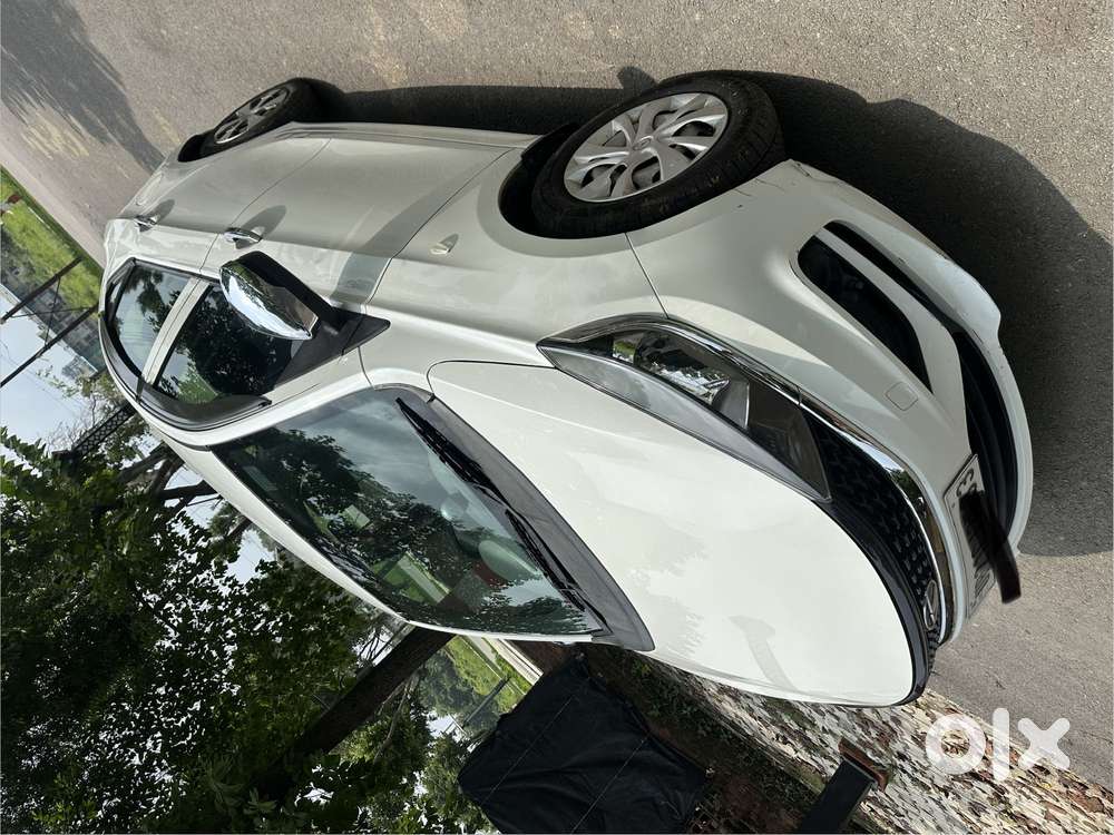 Tata Tigor Xe, 2020, Petrol