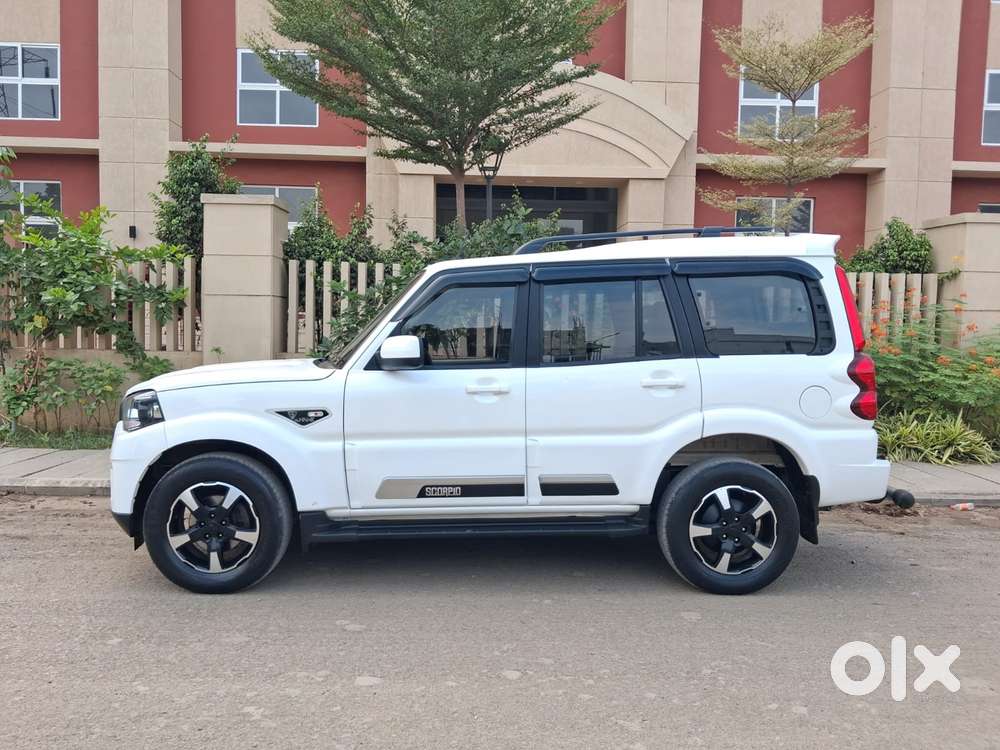 Mahindra Scorpio Classic 2.2 S 11 Mt 7 Str, 2024, Diesel