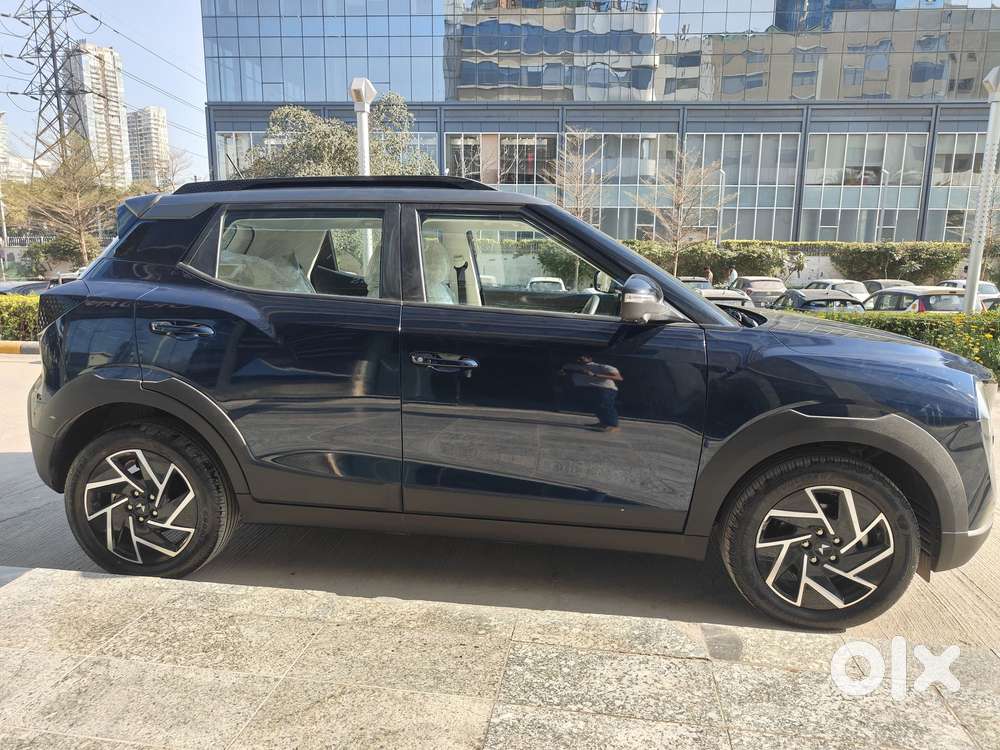 Mahindra Xuv 3xo Ax7l 1.2 Petrol At (pg), 2024, Petrol