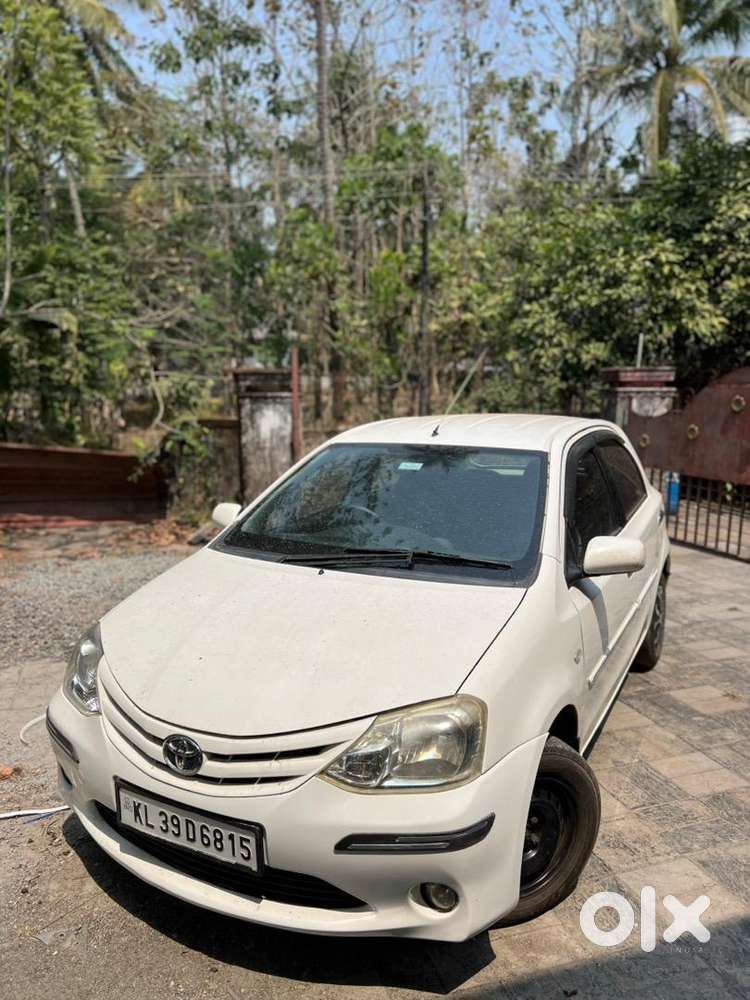 Toyota Etios Liva 2012