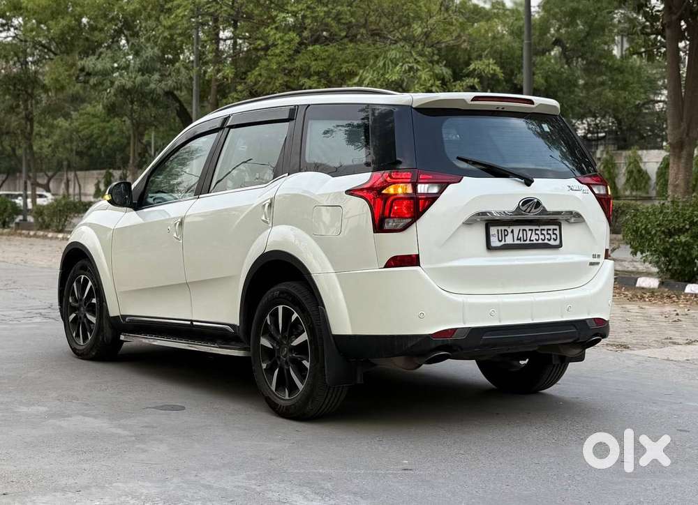 Mahindra Xuv500 W11 At, 2019, Petrol