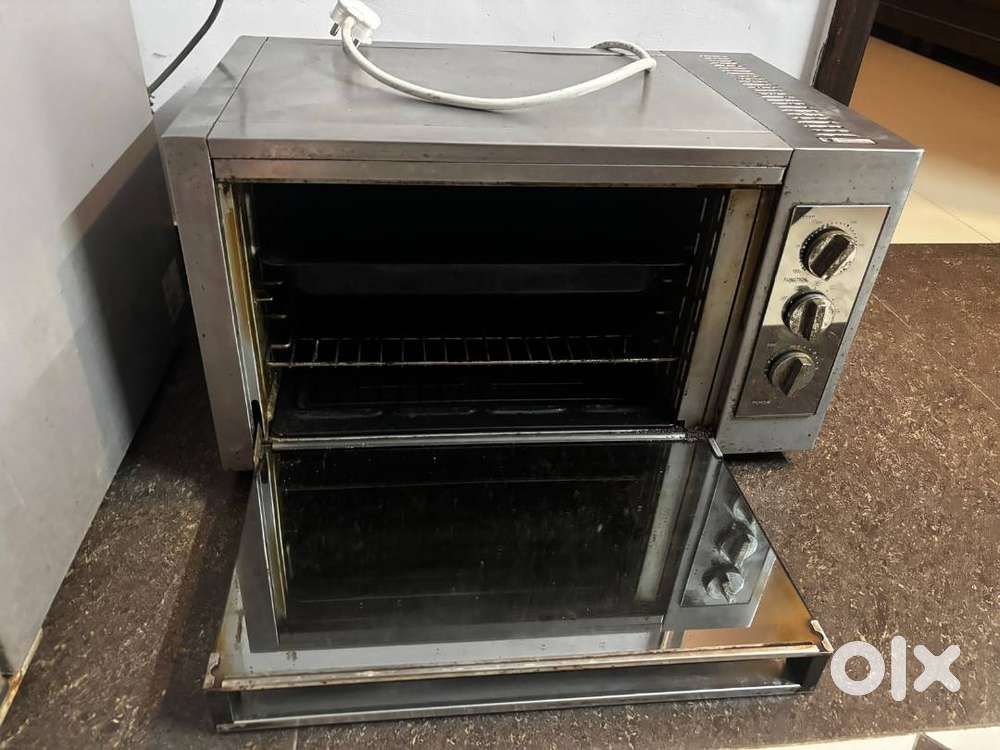 Morphy Richards 40RC - SS OTG for sale in good condition