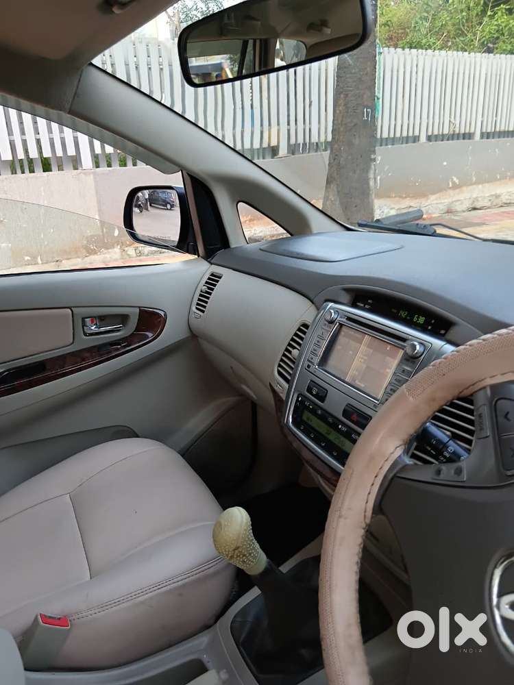 Toyota Innova 2.5 V 7 Str, 2014, Diesel