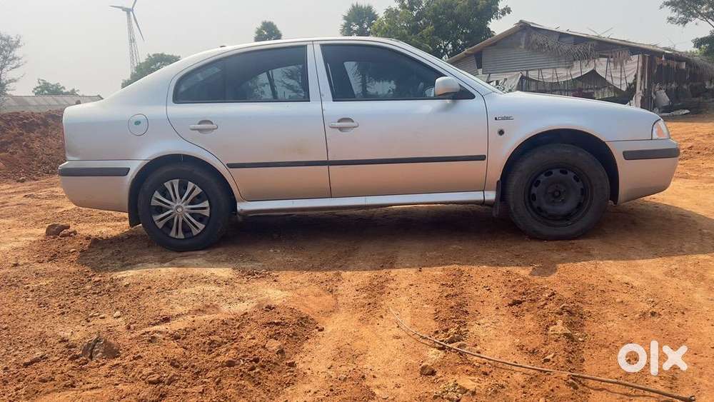 Skoda Octavia 2004 Cng & Petrol Well Maintained