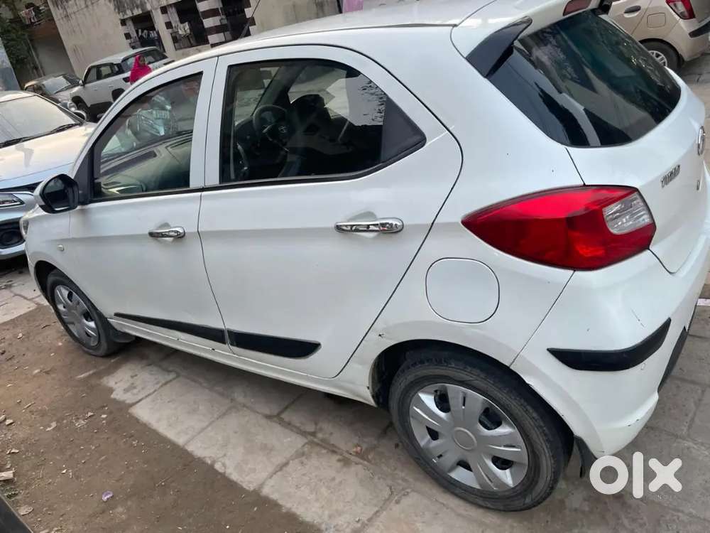 Tata Tiago Petrol 2016 2nd Owner