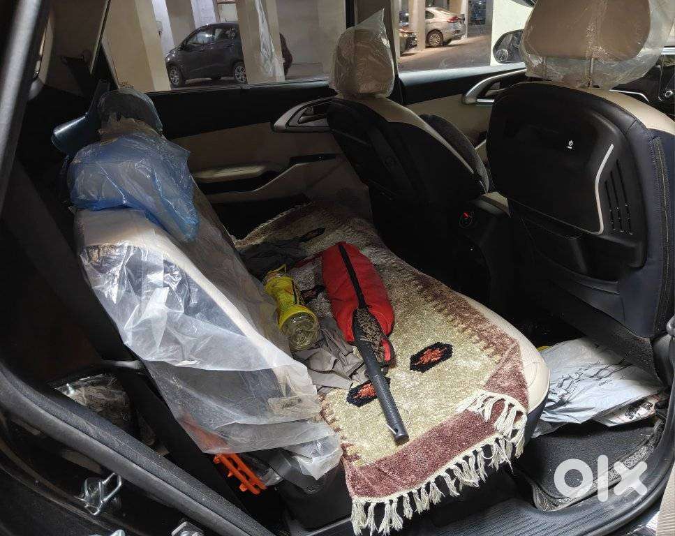 Kia Carens 1.4 Luxury 7 Str, 2022, Petrol