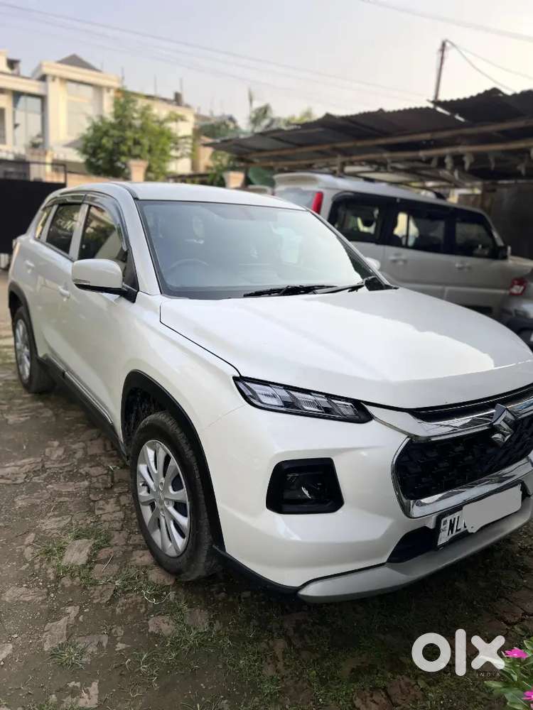 Maruti Suzuki Grand Vitara 2024 Petrol Well Maintained