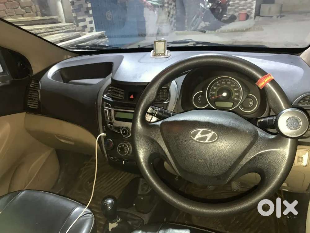 Hyundai Eon 12102026 Petrol 60000 Km Driven
