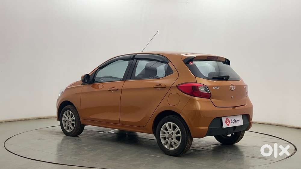 Tata Tiago Xza, 2017, Petrol