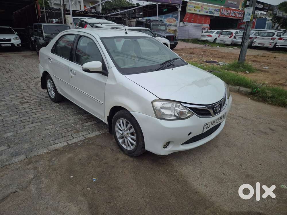 Toyota Etios Vx, 2015, Petrol