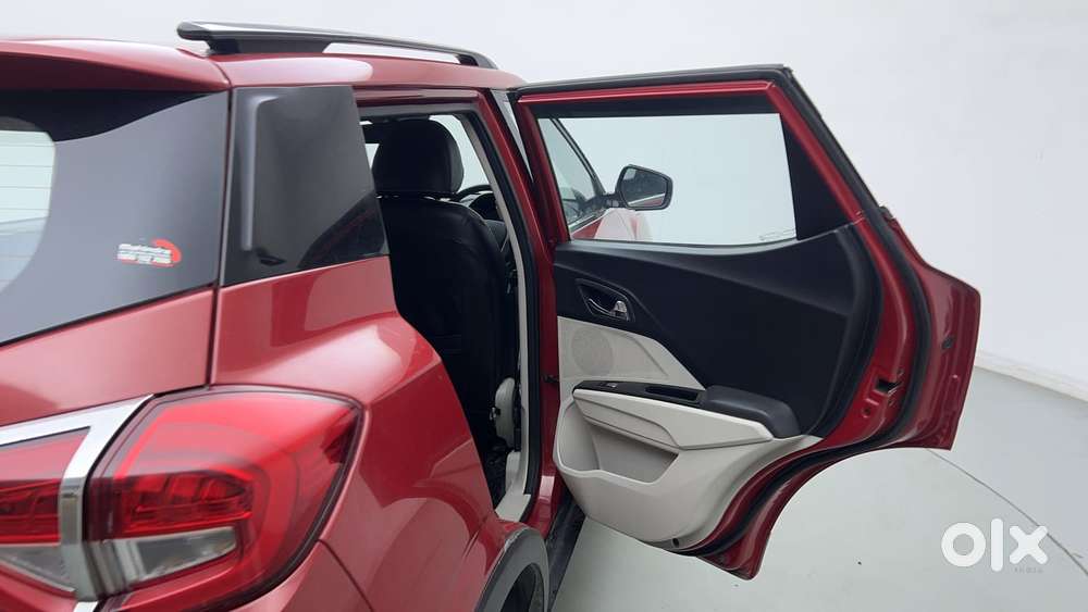 Mahindra Xuv300 W8 Option Diesel, 2022, Diesel