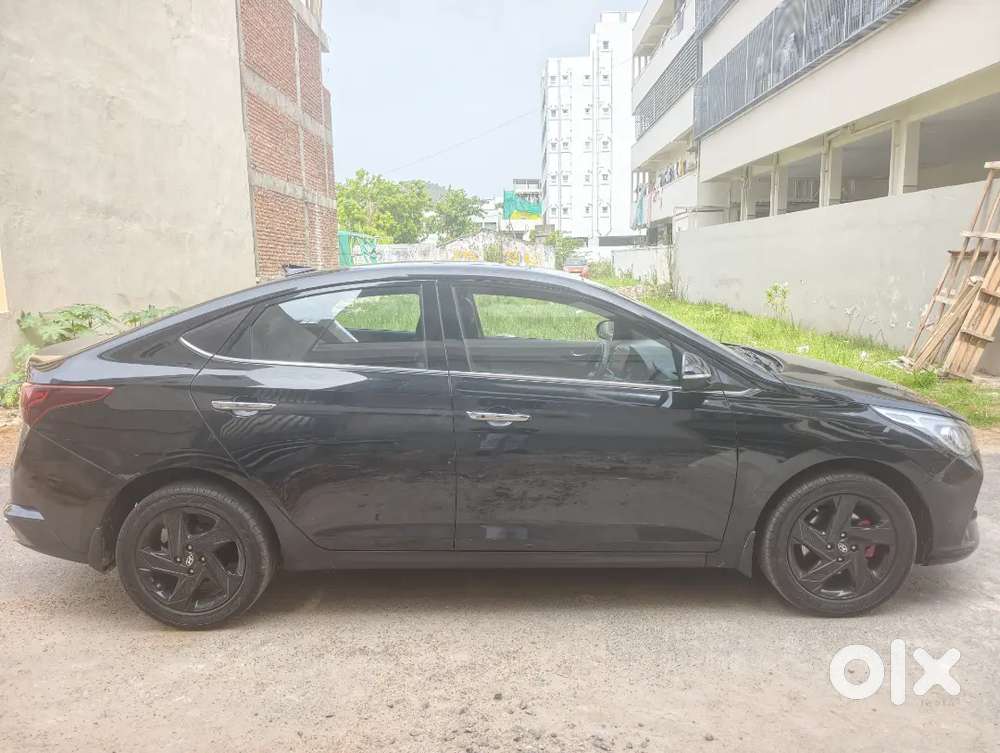 Hyundai Fluidic Verna Diesel 2022